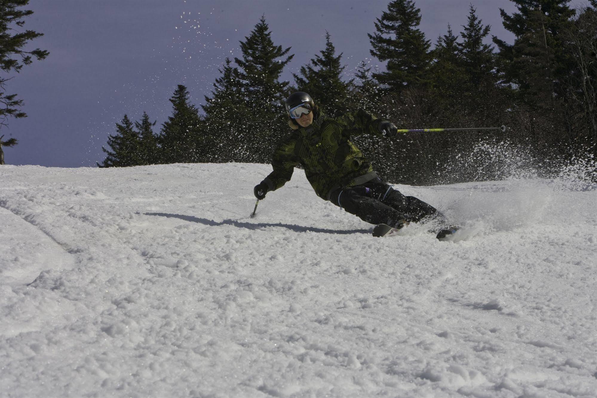 Seneca - Snowshoe Extérieur photo